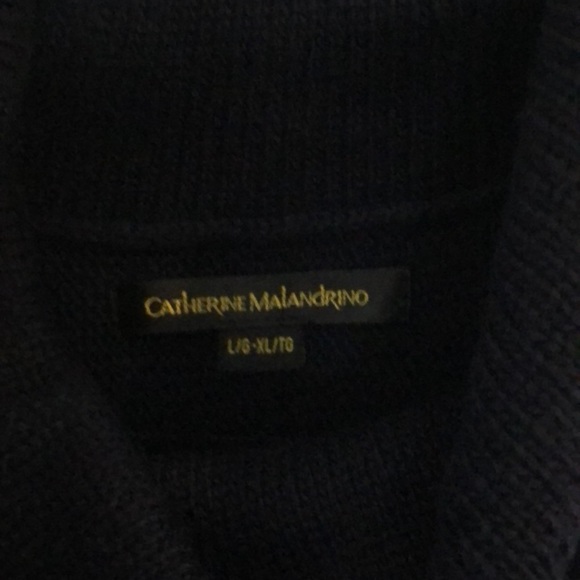 Poncho/Sweater - Picture 3 of 5